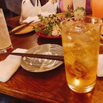 Mitsubachi - ファーストドリンク。梅酒のソーダ割りで乾杯♪