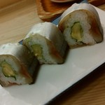 Sushi Zen - 秋刀魚の巻き寿司