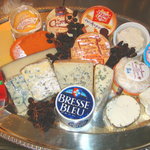 Pest - たくさんのフローマージュ（フランスから空輸のチーズ）