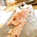 本気焼肉 肉とめし 肉寿司 - 