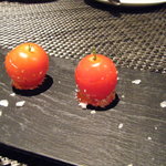 レストラン バカール - ミニトマトのアミューズ