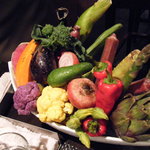 レストラン バカール - 日本各地から取り寄せた有機野菜とズワイガニとカニミソのバーニャカウダ