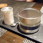 レストラン バカール - 「意気ごみ」鉄鍋炊きあげご飯で使う塩