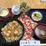 Sushidokoro Uotoku - いかのかき揚げ天丼！