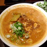 から味処 粧 - 辛みそ麻婆麺[ライス無料]850円(税込)