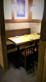 Binchoutan aburi to umai sake koma noya - 半個室