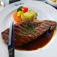 ビストロ・カフェ・ド・パリ - ステーキ