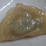 中華料理 唐韻 - <点心>焼餃子（表面）。