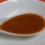 中華料理 唐韻 - ＜麺飯＞坦坦麺のスープのアップ。