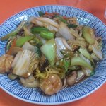 中華料理 唐韻 - <麺飯>什錦炒麺＠750円。