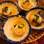 ベトナム料理 アオババ - 海老モチモチ蒸し団子。
            ほんとモチモチ(≧∀≦)！！つるんと食べられ、ソースが美味しい！