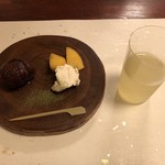 鰻はし本 - 栗渋皮煮・柿とクリームチーズ