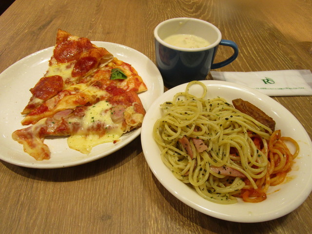 シェーキーズ イオンモール座間店 相武台前 ピザ 食べログ