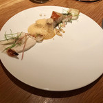 LIAISON - お魚はふっくら焼きあがった金目鯛。
                                ソースおいしーー！