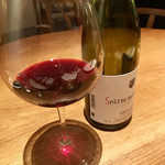 LIAISON - お肉の前に赤ワインにチェンジ。