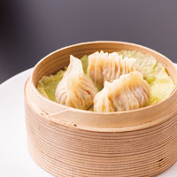 フカヒレ入り蒸し餃子（3個）
