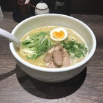 らーめん きび屋 - 鶏白湯拉麺・煮干し醤油ラーメン