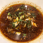 らぁ麺やまぐち - 十数種類のスパイスを使用した本格的な辛さ