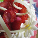 パティスリーカフェ エムヤスヒコ - ムースフレーズ 4号