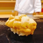 日本橋蛎殻町 すぎた - 2018.9.  赤海胆（天草）