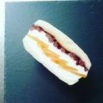 セントル ザ・ベーカリー - 自家製柿クリームチーズあんサンド❤