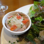 フォセッタ - 前菜盛り合わせ：茹で豚のツナソース＆レンズ豆のマリネ