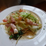 フォセッタ - ベーコンとキャベツのクリームソース スパゲッティ