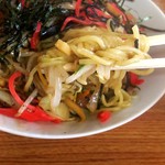 中華 正園 - ラーメンの麺