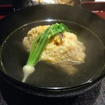 日本料理 晴山 - ふかひれと毛蟹の真薯椀