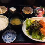 和食Dining　うお座 - カキフライとミニ刺身御膳　980円