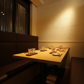 We have 2 private rooms with a nice atmosphere that can be used for entertaining!