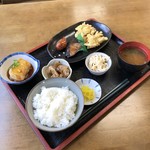 おかずや - 本日のランチ（ぶりの照焼き コーヒー付き 税込780円）