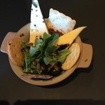 Thon Hotel Opera - チーズは普通の量