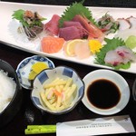 響 - お造り特盛1700円