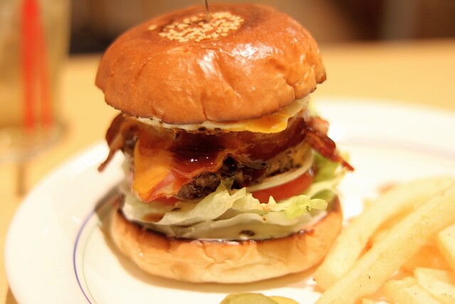 LAYER'S Marunochi Honten