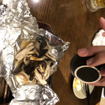 旨唐揚げと居酒メシ ミライザカ - きのこのバターホイル焼き