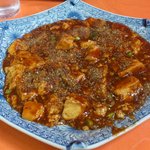 中華料理 唐韻 - ＜小炒肉菜＞四川麻婆豆腐＠680円（緑色は小葱!?)。