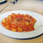 かもめのイタリアン - 自家製ニュッキ　モッツァレラチーズとトマトのソース