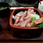 和はな - 海鮮丼（上）