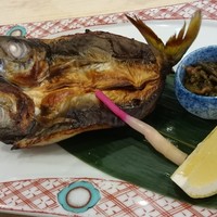 稚加榮 本店 - 真鯵の干物