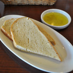 アミーコ アミーカ - ローズマリーのパン