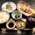 かなわ - 御魚御膳 (カレイの照り焼き、刺身、小鉢)1250円