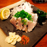 牡蠣と魚 海宝 - カンパチ塩たたき