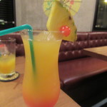 琉球ビーフ＆ビア - 沖縄サンセット（カクテル）