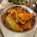 プルジャ ダイニング - ◎+ヘチマじゃがチャナ