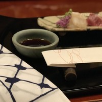 懐石 辻留 - 魯山人の器と膝掛(籠目模様)