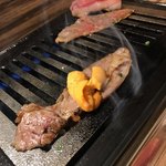 本気焼肉 肉とめし 肉寿司 - 