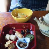 芹生 - 松茸の土瓶蒸しもあります。