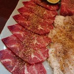 肉料理 大森 - ツラミ、シマチョウ