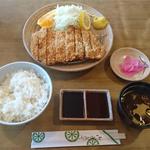  とんかつ八千代 - とんかつ定食